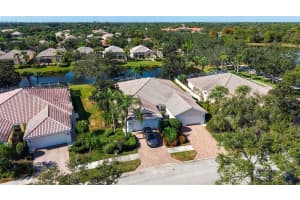 5737 IVREA DRIVE, SARASOTA, FL 34238 - MLS#MFRA4658726