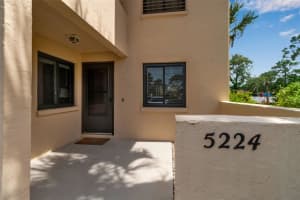 5224 LAKE VILLAGE DRIVE, SARASOTA, FL 34235 Sold 08/12/25