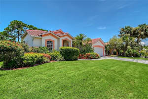 8924 HUNTINGTON POINTE DRIVE, SARASOTA, FL 34238 Sold 11/19/25
