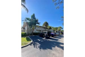 912 LA COSTA CIRCLE, SARASOTA, FL 34237 - MLS#MFRA4658764