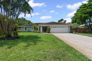 344 Bernard Ave, SARASOTA