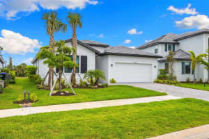 10868 SUN DROP STREET, VENICE, FL 34293 - MLS#MFRA4658790