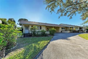 390 301 Blvd W #11d, BRADENTON