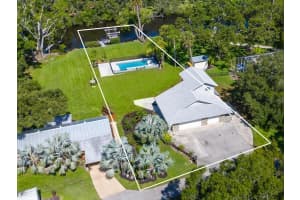 2504 WILKINSON ROAD, SARASOTA, FL 34231 - MLS#MFRA4658829