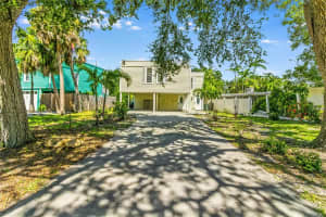 643 Calle De Peru, SARASOTA