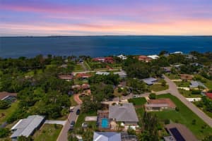 8223 CONSTANCE DRIVE, SARASOTA, FL 34243 - MLS#MFRA4658856