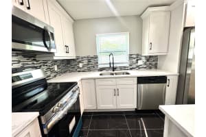 7013 SYMMES ROAD, GIBSONTON, FL 33534 - MLS#MFRA4658860