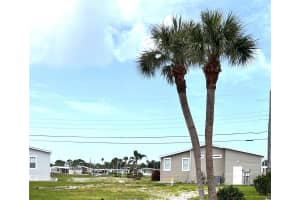 777 GREEN CIRCLE, VENICE, FL 34285 - MLS#MFRA4658902