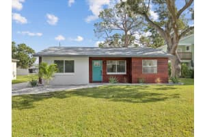 151 80th Ave Ne, ST PETERSBURG