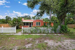 1225 46TH STREET, SARASOTA, FL 34234 - MLS#MFRA4658959