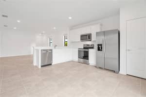 6560 SILVERSTAR DRIVE, SARASOTA, FL 34240 - MLS#MFRA4658965