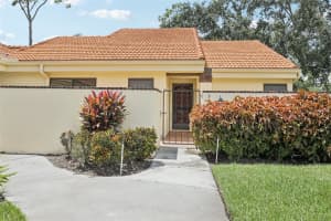 5387 HUNTINGWOOD COURT, SARASOTA, FL 34235 - MLS#MFRA4658975