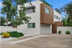 2814 W Tamiami Cir, SARASOTA