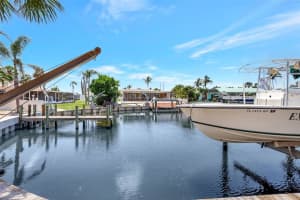 4216 Royal Palm Dr, BRADENTON