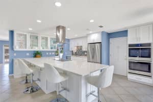 4216 ROYAL PALM DRIVE, BRADENTON, FL 34210 - MLS#MFRA4658987