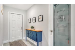 7820 PALM AIRE LANE, SARASOTA, FL 34243 - MLS#MFRA4659029