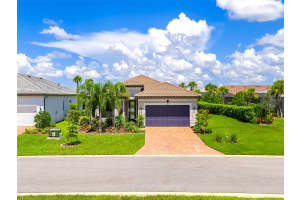 7683 SUMMERLAND COVE, LAKEWOOD RANCH, FL 34202 - MLS#MFRA4659038