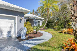 1138 HOOVER STREET, NOKOMIS, FL 34275 - MLS#MFRA4659065