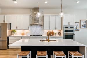 717 ANEGADA LANE, SARASOTA, FL 34234 Sold 07/22/25