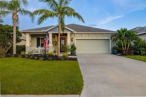 12153 FOREST PARK CIRCLE, BRADENTON, FL 34211 - MLS#MFRA4659124