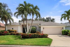 4908 Sabal Lake Cir, SARASOTA