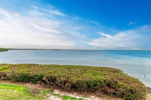 25 TIDY ISLAND BOULEVARD, BRADENTON, FL 34210 - MLS#MFRA4659199