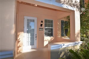 3756 82ND AVENUE CIRCLE, SARASOTA, FL 34243 - MLS#MFRA4659223