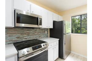 1709 PELICAN COVE ROAD, SARASOTA, FL 34231 - MLS#MFRA4659239