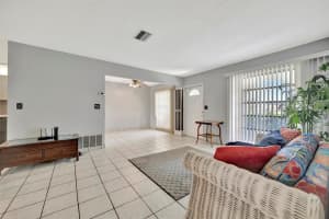 3811 38TH STREET, BRADENTON, FL 34205 Sold 10/17/25