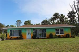 156 Myakka Dr, VENICE