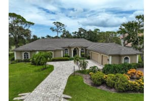 852 Macewen Dr, OSPREY