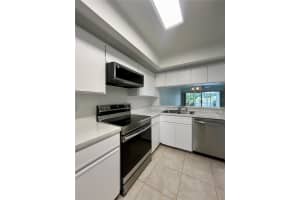 431 CERROMAR LANE, VENICE, FL 34293 - MLS#MFRA4659344