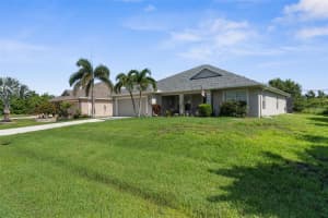 11200 CARNEGIE AVENUE, ENGLEWOOD, FL 34224 - MLS#MFRA4659357