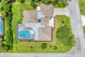 3804 BAYSIDE COURT, BRADENTON, FL 34210 - MLS#MFRA4659361