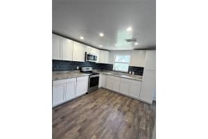 3914 9TH STREET COURT, BRADENTON, FL 34205 Sold 08/27/25