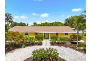 2505 Croton Ave, SARASOTA