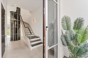 219 COSMOPOLITAN COURT, SARASOTA, FL 34236 - MLS#MFRA4659400