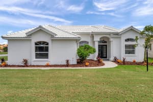 3720 72ND AVENUE CIRCLE, SARASOTA, FL 34243 Sold 08/28/25