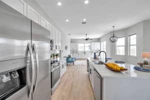 3720 72ND AVENUE CIRCLE, SARASOTA, FL 34243 Sold 08/28/25