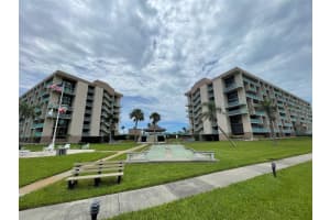 1 KEY CAPRI #104W, TREASURE ISLAND, FL 33706 - MLS#MFRA4659475
