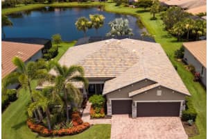 5421 Sundew, SARASOTA