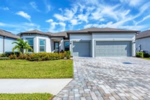 9028 Sunray Cv, PARRISH