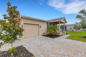 2707 LEROY STREET, TAMPA, FL 33607 - MLS#MFRA4659502