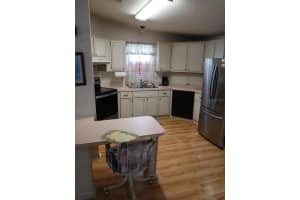 1117 PARADISE DRIVE, LADY LAKE, FL 32159 - MLS#MFRA4659524