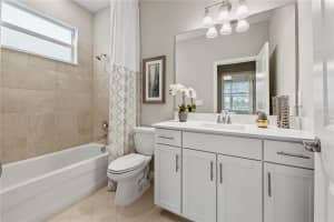 11490 BURGUNDY DRIVE, VENICE, FL 34293 - MLS#MFRA4659534