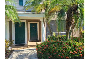 8932 MANOR LOOP, LAKEWOOD RANCH, FL 34202 - MLS#MFRA4659602