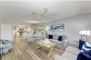 304 74TH STREET, HOLMES BEACH, FL 34217 - MLS#MFRA4659641