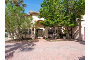 3901 CASEY KEY ROAD, NOKOMIS, FL 34275 - MLS#MFRA4659662