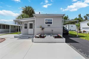 1100 UNIVERSITY PARKWAY, SARASOTA, FL 34234 - MLS#MFRA4659676