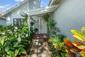 4401 RIDGELINE CIRCLE, TAMPA, FL 33624 - MLS#MFRA4659680